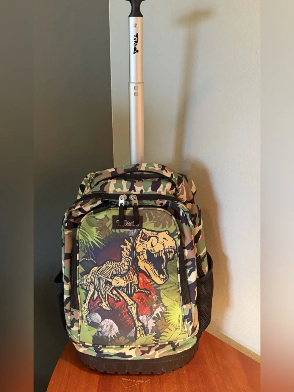 Tilami T-Rex Camo Backpack with Wheels